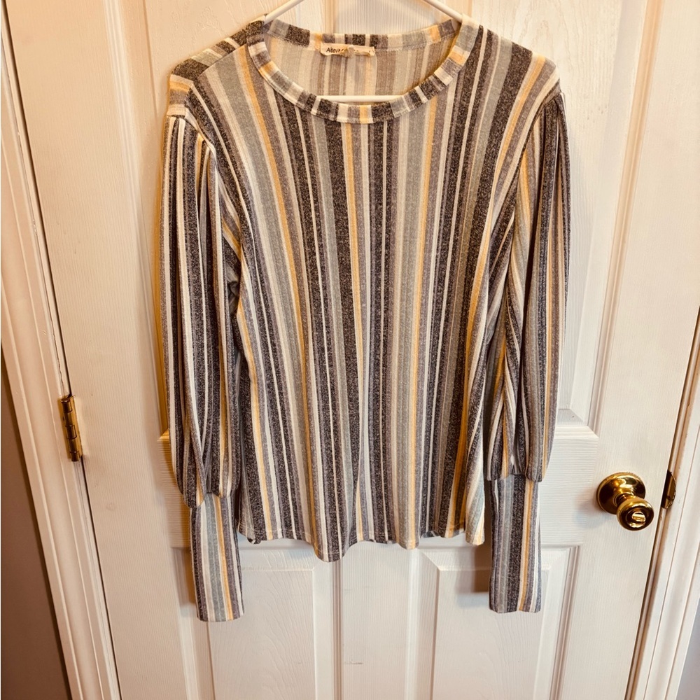 Altar'd State Striped Long Sleeve Top - Gray and Cream